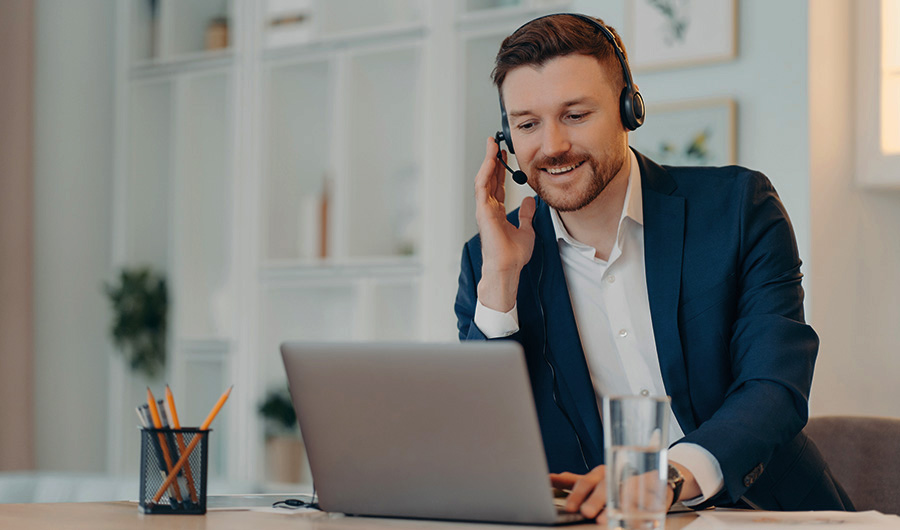 A személyre szabott Facebook üzleti mentorálás online és telefonon zajlik Online Facebook marketing mentorálás